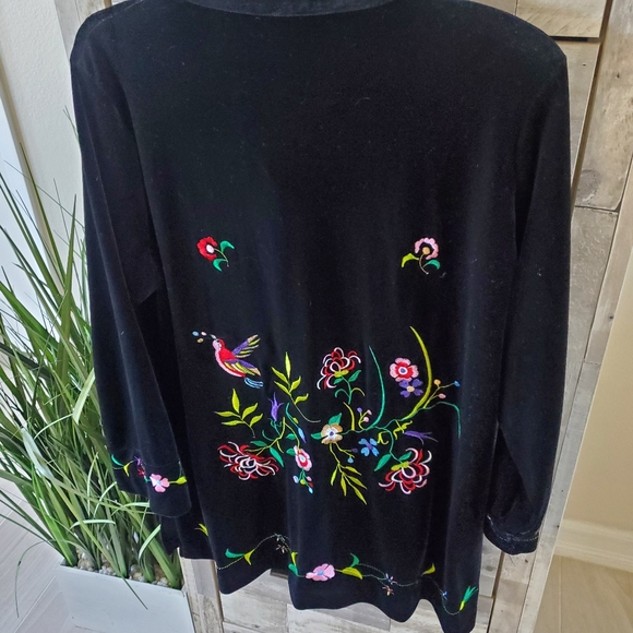 ***SUSAN GRAVER VELVET JACKET*** - Picture 2 of 3